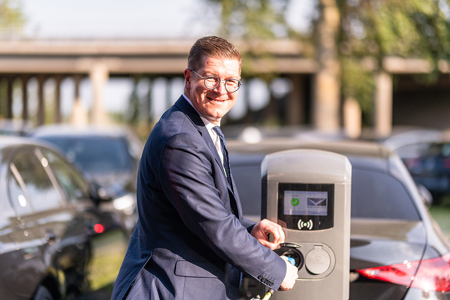 Vanaf 2024: Vlaamse premie van 5000 euro voor elektrische wagens