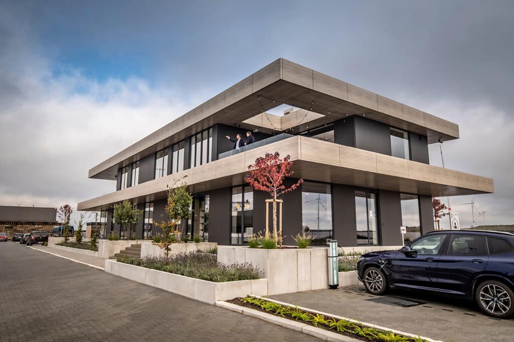 Uitdagende industriebouw met oog voor esthetiek 3