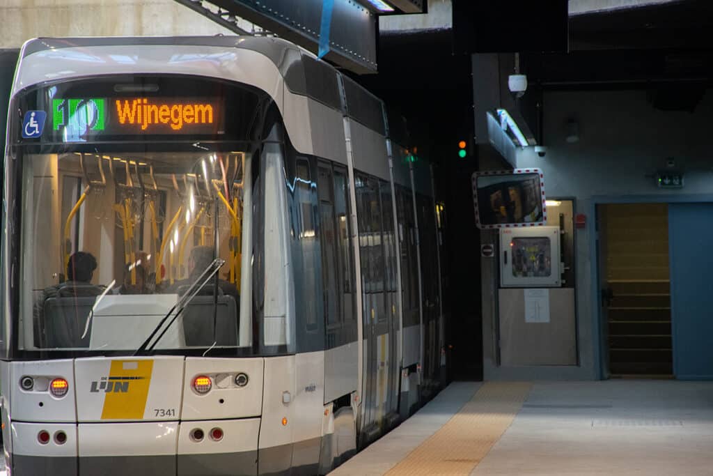 Iedereen wil mee op de geautomatiseerde trein 2