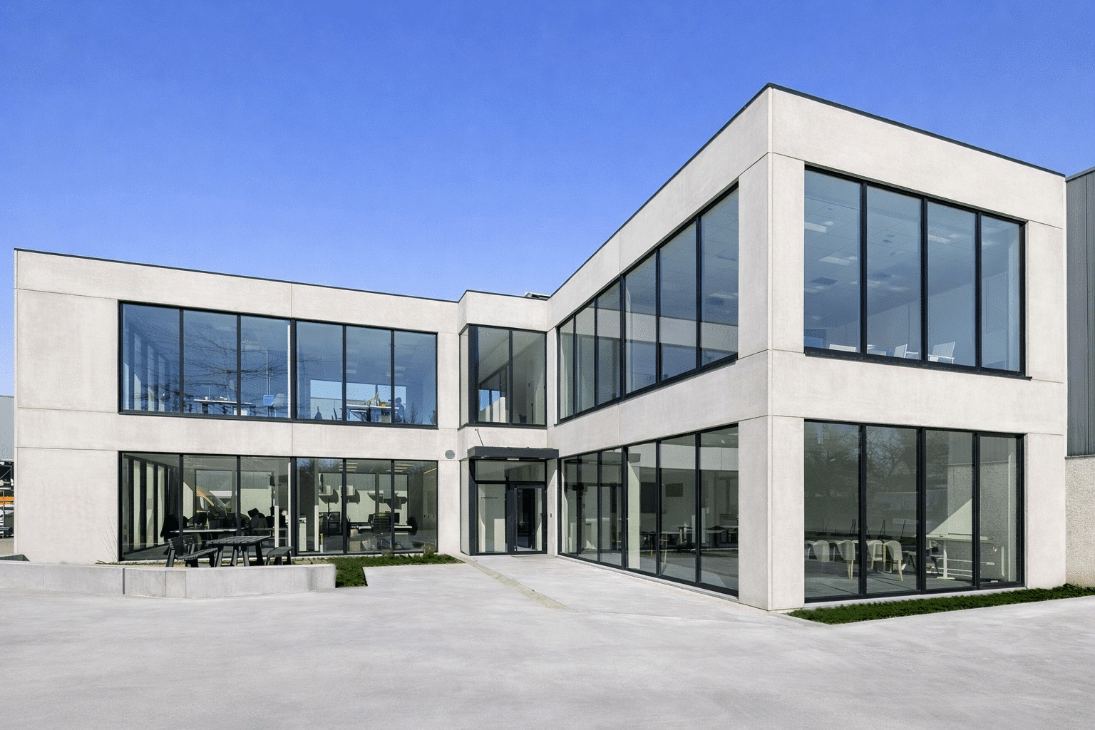 Trafiroad kiest in Lokeren opnieuw voor Vulsteke Bedrijfsgebouwen 1