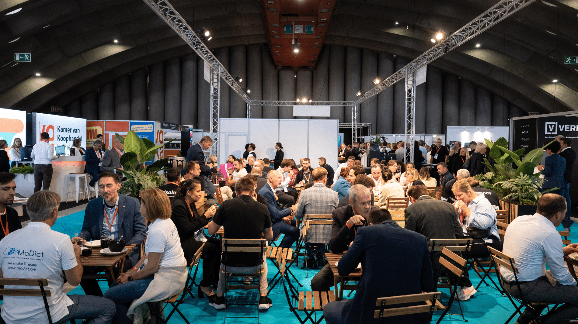 Louwers Mediagroep - Business Flandre