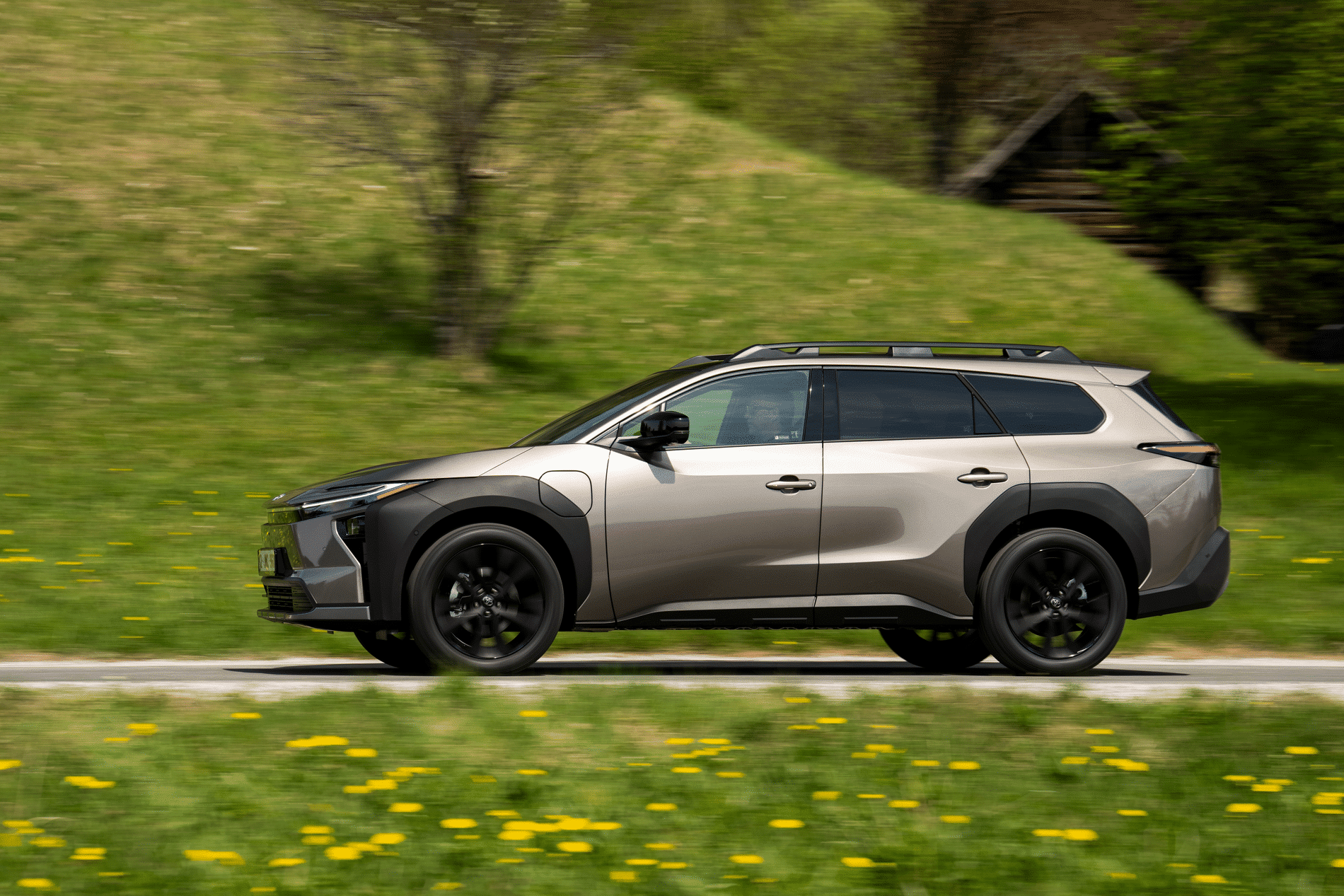 Toyota bZ4X Touring is een originele nieuwkomer in het D-SUV-segment 5